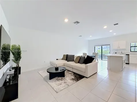 939 NW 3rd Terrace Pompano Beach FL 33060