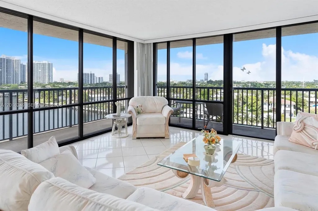 2017 S Ocean Drive Hallandale Beach FL 33009