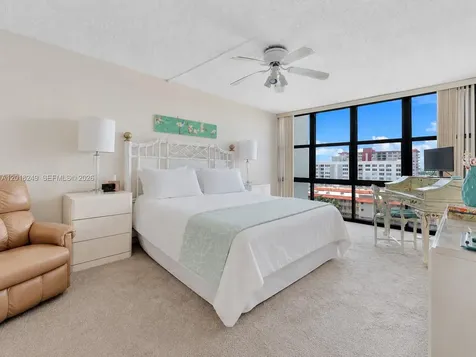 2017 S Ocean Drive Hallandale Beach FL 33009