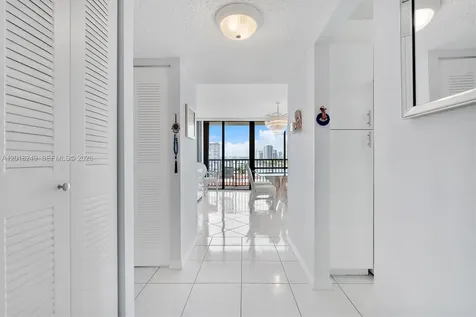2017 S Ocean Drive Hallandale Beach FL 33009