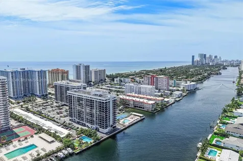 2017 S Ocean Drive Hallandale Beach FL 33009