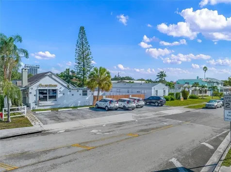 699 S Federal Highway Hollywood FL 33020