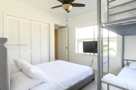 699 S Federal Highway Hollywood FL 33020