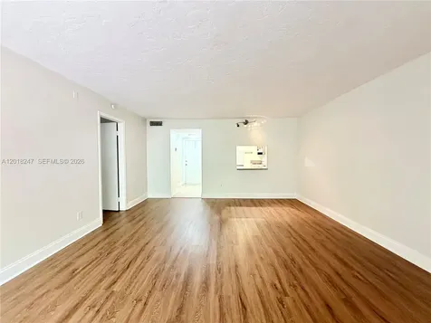 450 Commodore Drive Plantation FL 33325