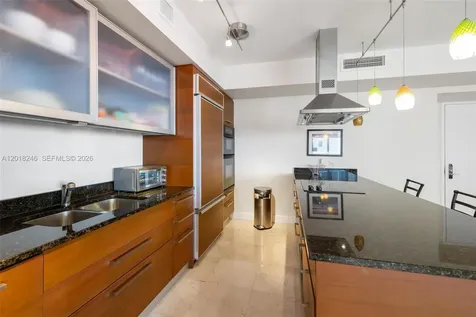 1800 S Ocean Drive Hallandale Beach FL 33009