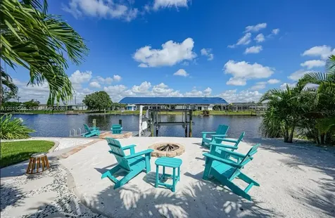 21812 Edgewater Drive Port Charlotte FL 33952