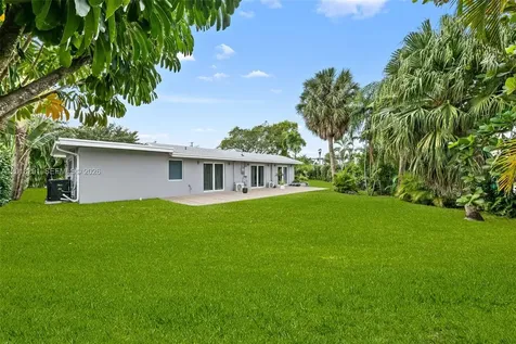 2711 Mayan Drive Fort Lauderdale FL 33316