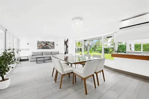 2711 Mayan Drive Fort Lauderdale FL 33316