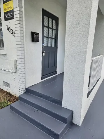 1033 N Andrews Avenue Fort Lauderdale FL 33311