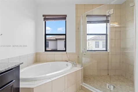 3323 W 96th Place Hialeah FL 33018