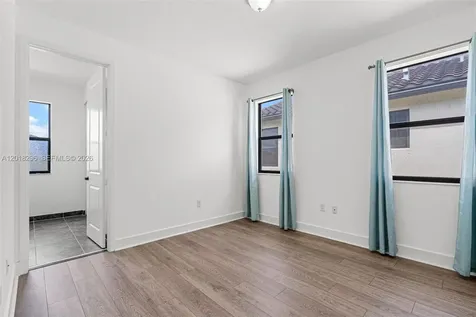 3323 W 96th Place Hialeah FL 33018