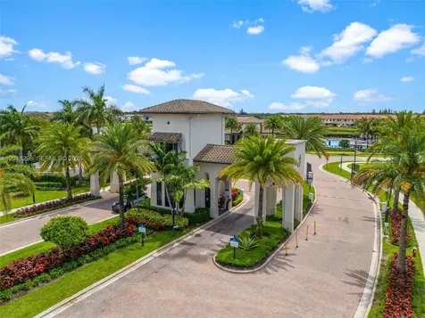 3323 W 96th Place Hialeah FL 33018