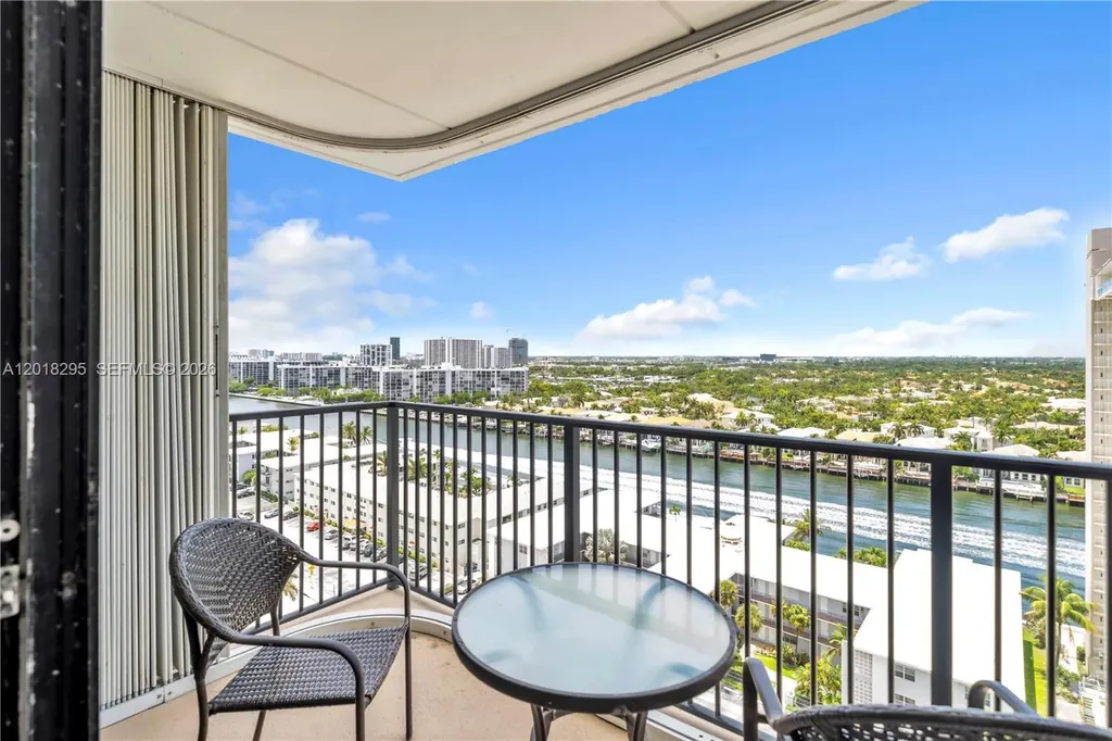 2101 S Ocean Drive Hollywood FL 33019