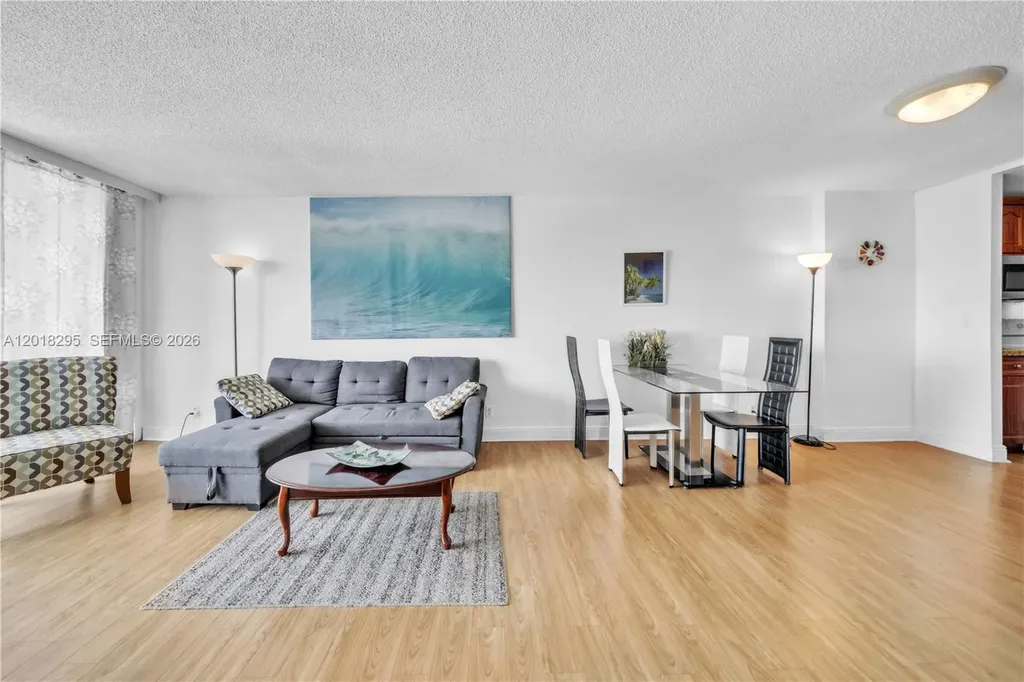 2101 S Ocean Drive Hollywood FL 33019