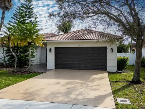16894 Crestview Lane Weston FL 33326