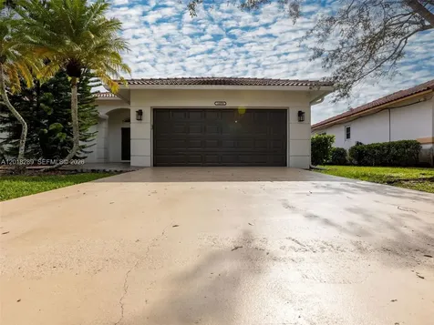 16894 Crestview Lane Weston FL 33326