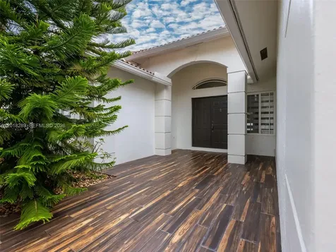 16894 Crestview Lane Weston FL 33326