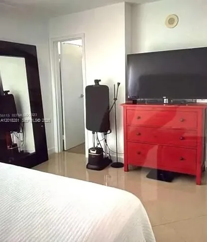 16909 N Bay Road Sunny Isles Beach FL 33160