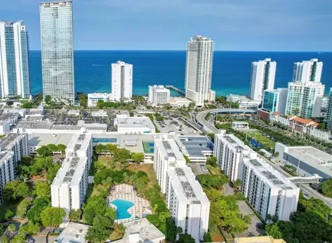 16909 N Bay Road Sunny Isles Beach FL 33160