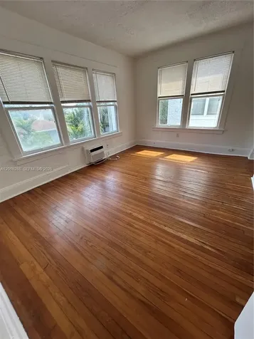 529 NE 66th Street Miami FL 33138