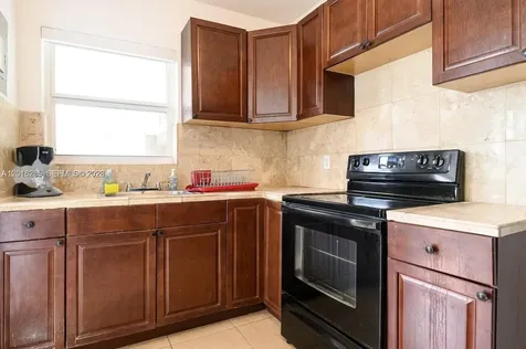 699 S Federal Highway Hollywood FL 33020