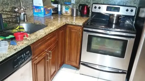492 NW 165 St Road Miami FL 33169