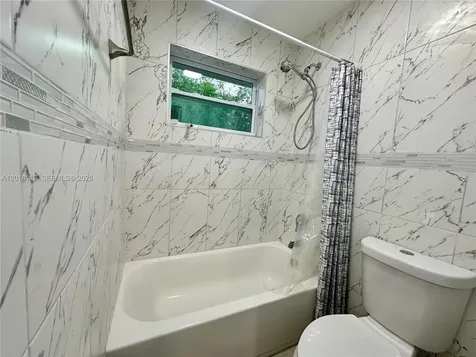 1975 NE 135th Street North Miami FL 33181
