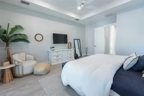 5371 S 25th Street Fort Pierce FL 34981