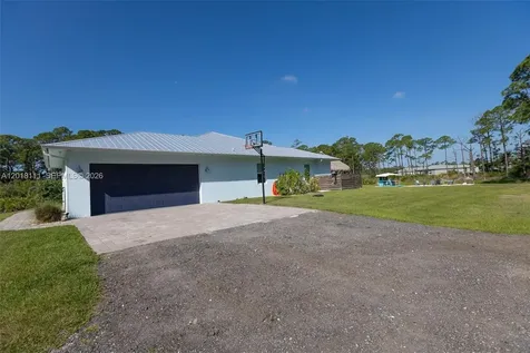 5371 S 25th Street Fort Pierce FL 34981