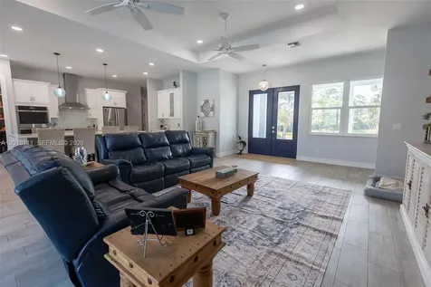 5371 S 25th Street Fort Pierce FL 34981