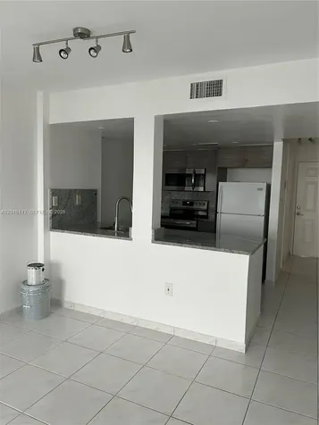 6801 Harding Avenue Miami Beach FL 33141