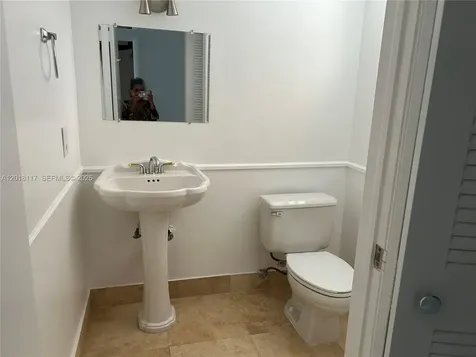 6801 Harding Avenue Miami Beach FL 33141