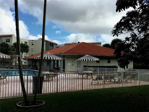 1800 SW 81st Avenue North Lauderdale FL 33068