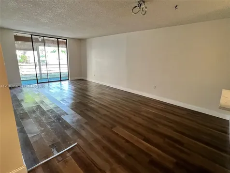 1800 SW 81st Avenue North Lauderdale FL 33068