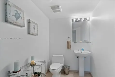 16699 Collins Avenue Sunny Isles Beach FL 33160