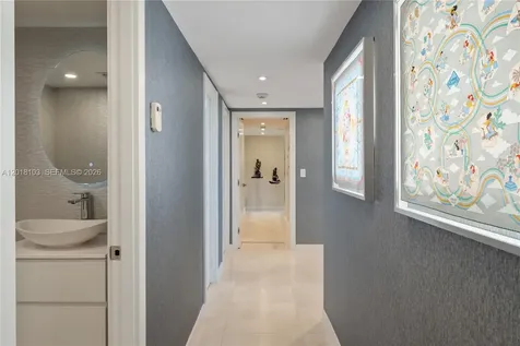 3 Grove Isle Drive Miami FL 33133