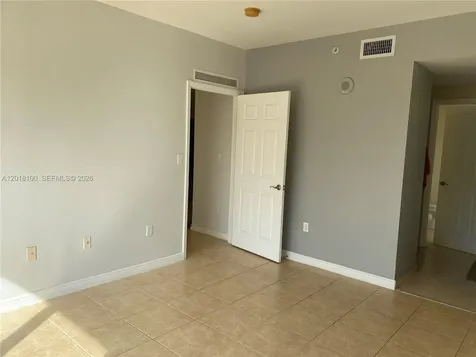 2425 SW 27th Avenue Miami FL 33145