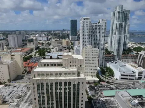 151 SE 1 Street Miami FL 33131