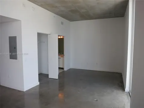 151 SE 1 Street Miami FL 33131
