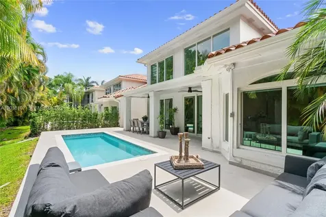 4621 NW 93rd Doral Court Doral FL 33178