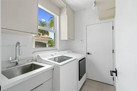 4621 NW 93rd Doral Court Doral FL 33178