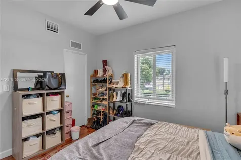 3151 NW Flagler Terrace Miami FL 33125