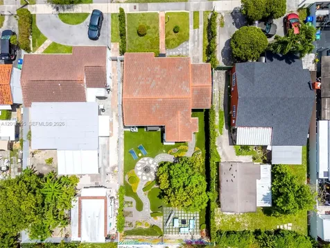 3151 NW Flagler Terrace Miami FL 33125