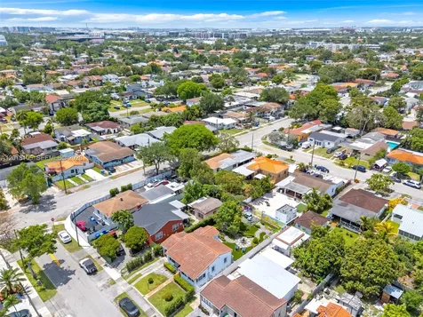 3151 NW Flagler Terrace Miami FL 33125