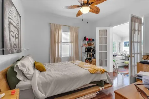 3151 NW Flagler Terrace Miami FL 33125