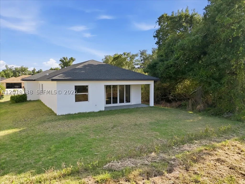 500 Sunset Road N Other City - In The State Of Florida FL 33947
