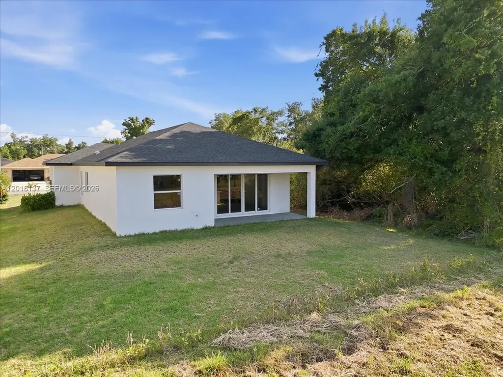 500 Sunset Road N Other City - In The State Of Florida FL 33947