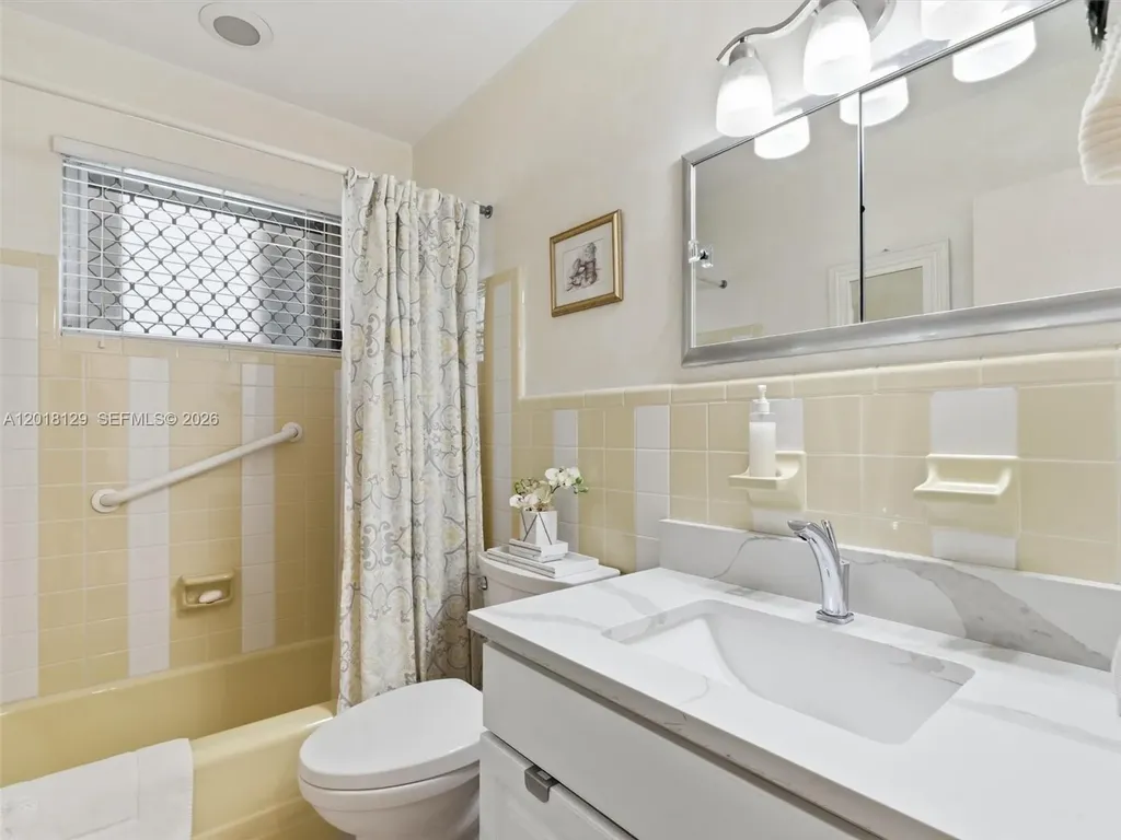 3222 Wilson Street Hollywood FL 33021