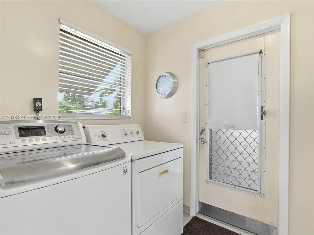 3222 Wilson Street Hollywood FL 33021