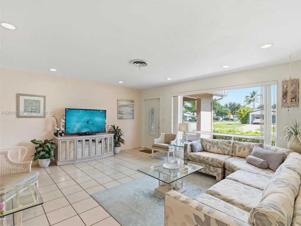 3222 Wilson Street Hollywood FL 33021